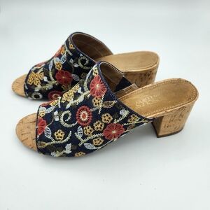 Aerosoles Denim Blue With Floral Embroidery Size 6 Chunky Cork Heel